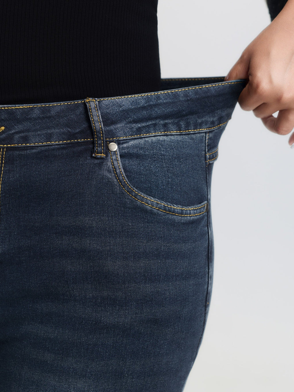 Thigh-Friendly Stretchy Flared Jeans